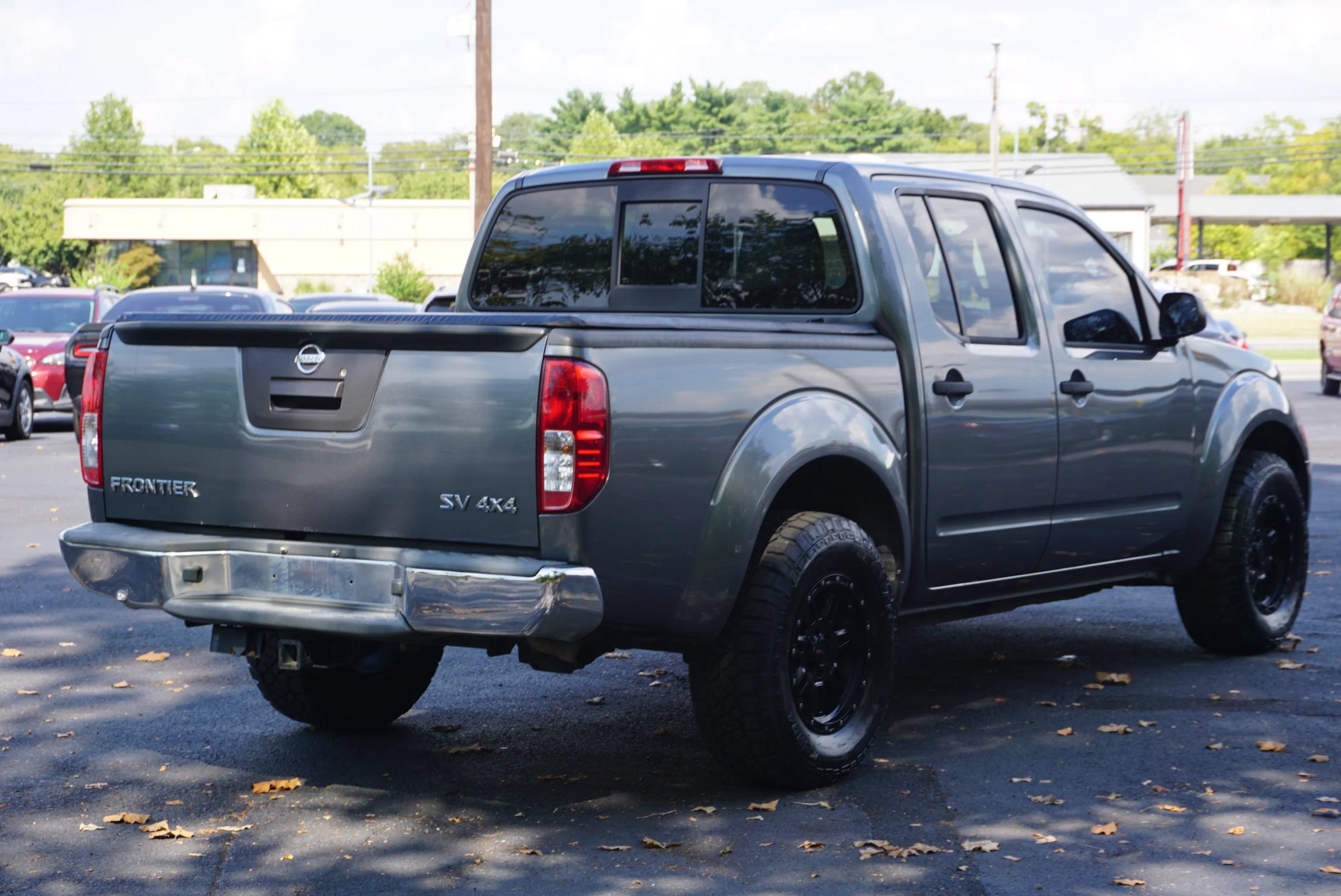 Used 2016 Nissan Frontier SV AWD/4WD image 5