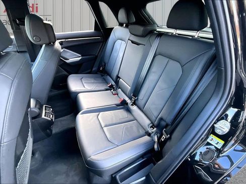 Used 2025 Audi Q3 2.0T Premium w/ Convenience Package AWD/4WD image 22