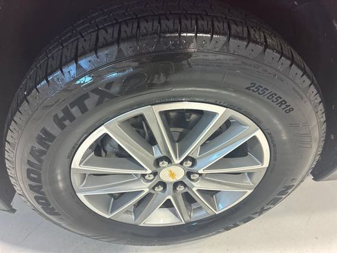 Used 2023 Chevrolet Traverse LT AWD/4WD image 11
