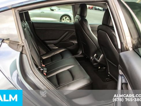 Used 2021 Tesla Model 3 Performance image 19