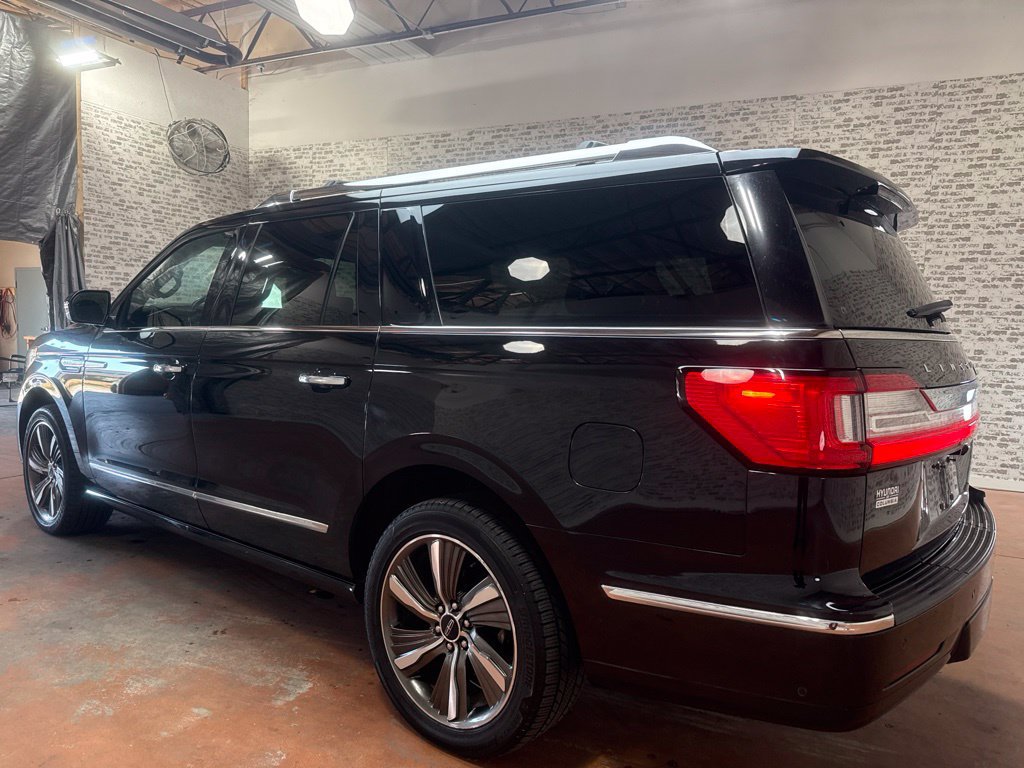 Used 2019 Lincoln Navigator L Reserve w/ Cargo Package AWD/4WD image 5