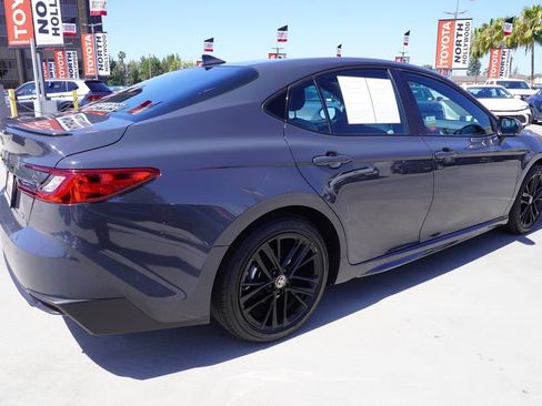 Certified 2025 Toyota Camry SE FWD image 7