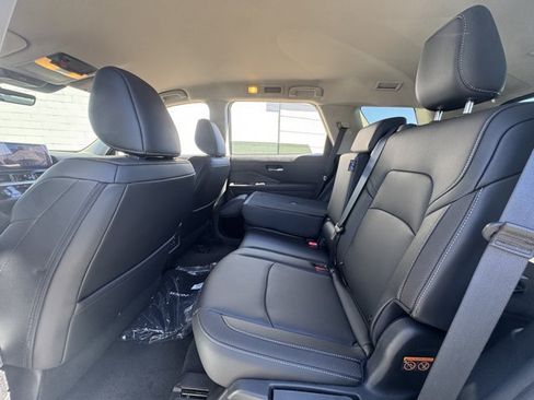 New 2026 Nissan Pathfinder SL AWD/4WD image 17