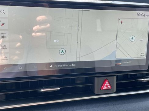 New 2026 Kia Carnival EX image 3