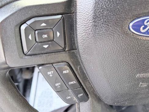 Used 2017 Ford F250 XL w/ Power Equipment Group AWD/4WD image 16