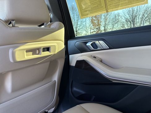 Used 2020 BMW X5 sDrive40i w/ Premium Package image 17