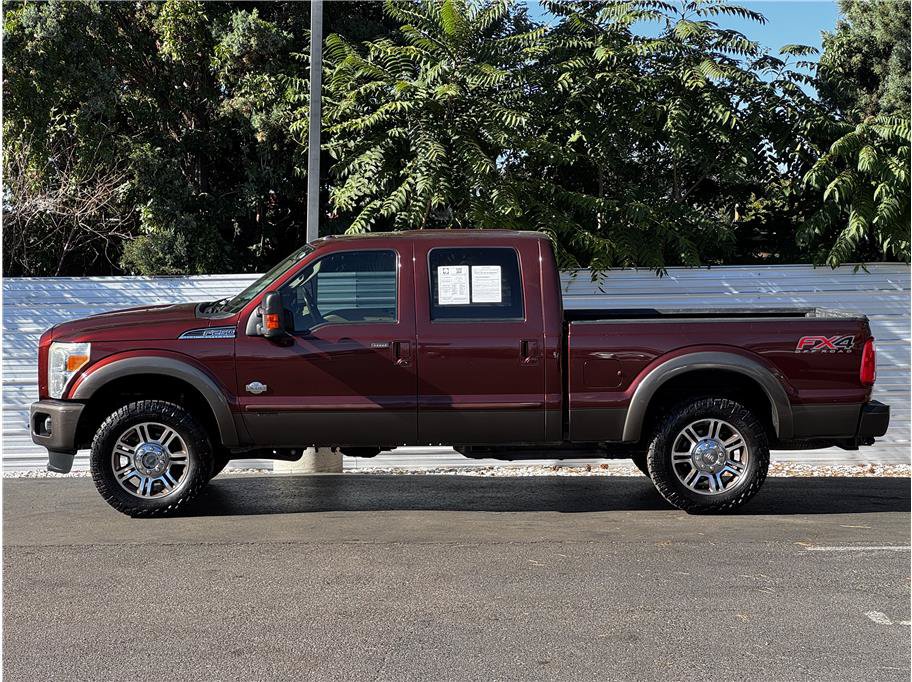 Used 2016 Ford F250 King Ranch w/ FX4 Off-Road Package AWD/4WD image 9