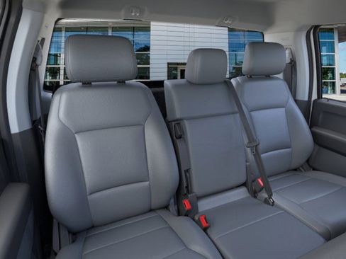 New 2026 Ford F550 XL 2WD American Commercial 16' image 32