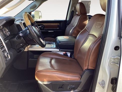 Used 2016 RAM 1500 Laramie Longhorn w/ Convenience Group image 9