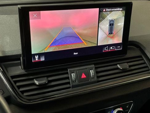 Used 2023 Audi Q5 2.0T Premium Plus w/ Premium Plus Package image 3