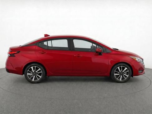Used 2024 Nissan Versa SV FWD image 2