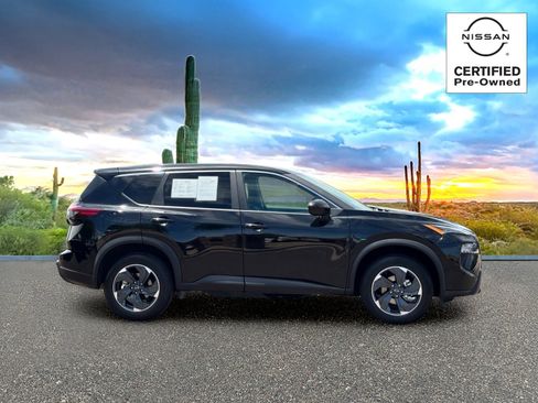 Certified 2025 Nissan Rogue SV FWD image 6