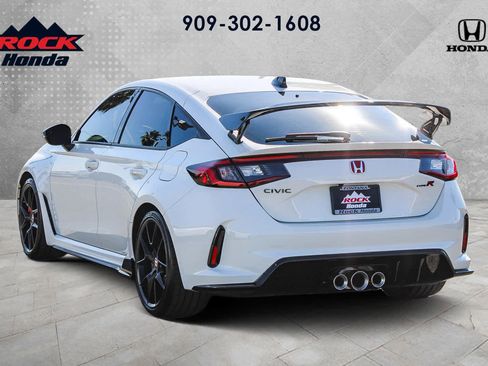 Used 2023 Honda Civic Type R image 6