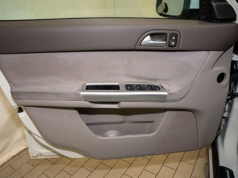 Used 2011 Volvo S40 T5 image 10