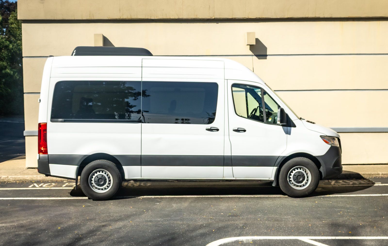 Used 2025 Mercedes-Benz Sprinter 2500 image 10