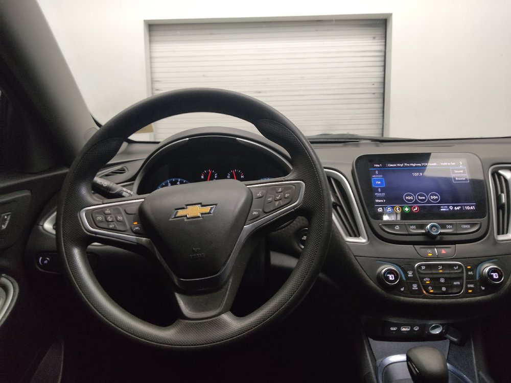 Used 2023 Chevrolet Malibu LT FWD image 22