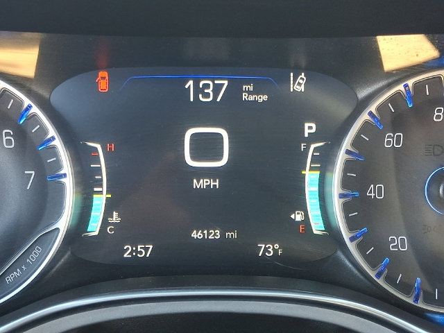 Used 2025 Chrysler Pacifica Limited FWD image 22