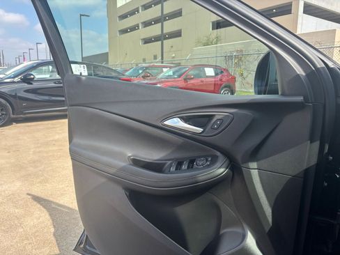 Used 2025 Buick Encore GX Preferred image 20