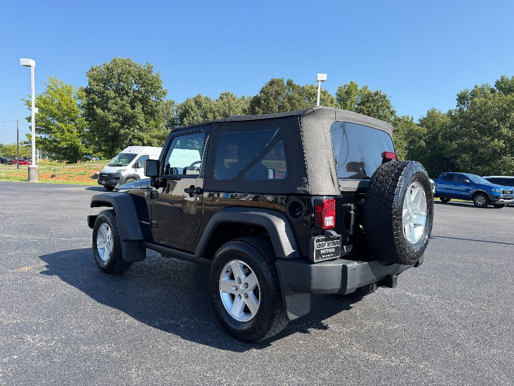 Used 2007 Jeep Wrangler Rubicon w/ PWR Convenience Group AWD/4WD image 5