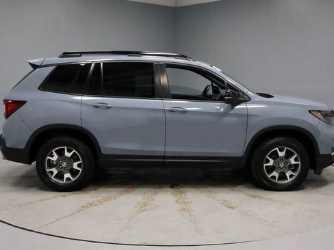 Used 2022 Honda Passport TrailSport image 12