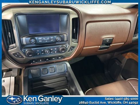 Used 2016 Chevrolet Silverado 1500 High Country w/ High Country Premium Package AWD/4WD image 12