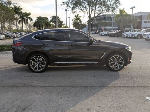 Used 2021 BMW X4 xDrive30i w/ Premium Package image 4