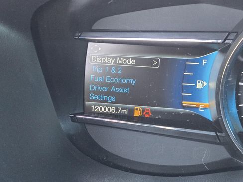 Used 2019 Ford Explorer Limited w/ Class III Trailer Tow Package image 16