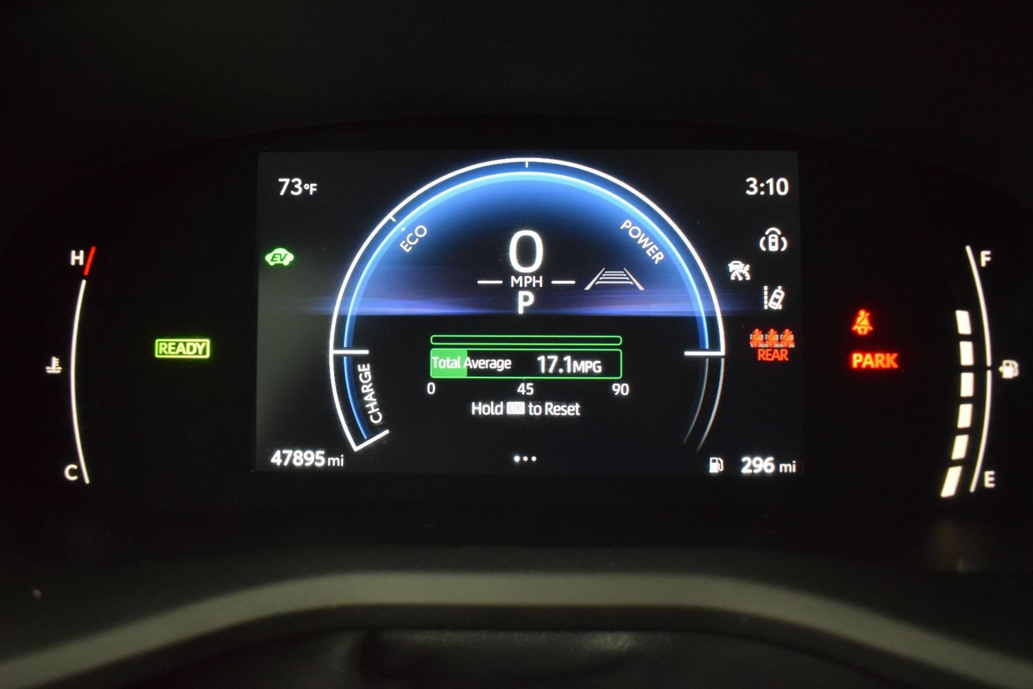 Used 2025 Toyota Camry SE FWD image 17