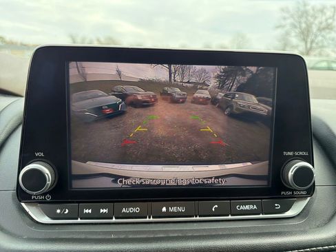 Used 2023 Nissan Rogue SV w/ SV Premium Package image 23