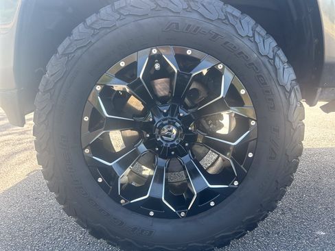 Used 2019 RAM 1500 Limited AWD/4WD image 32