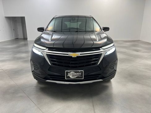 Used 2024 Chevrolet Equinox LT image 2