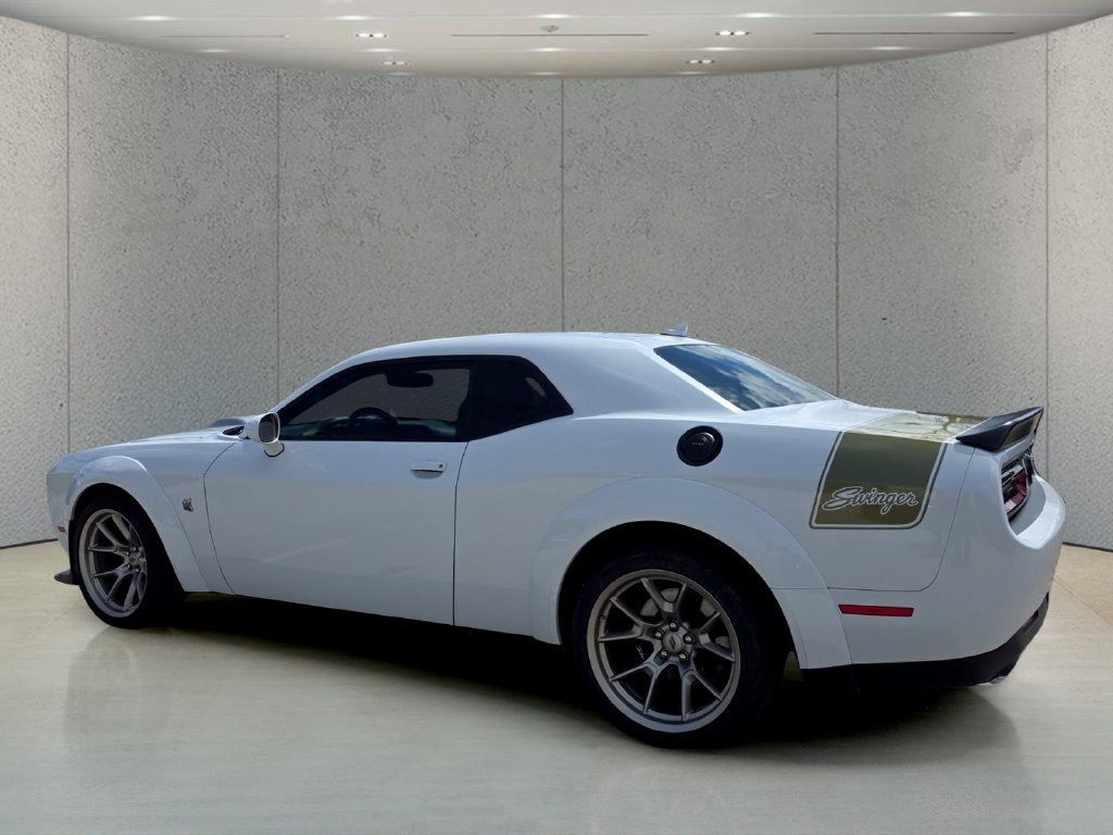 Used 2023 Dodge Challenger R/T Scat Pack RWD image 9