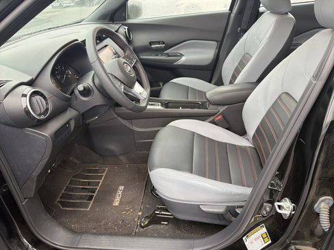 Used 2024 Nissan Kicks SR w/ SR Premium Package image 10