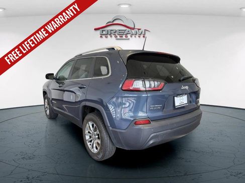 Used 2019 Jeep Cherokee Latitude Plus w/ Cold Weather Group AWD/4WD image 6
