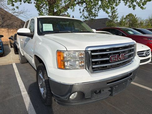 Used 2013 GMC Sierra 1500 SLT w/ Skid Plate Package image 2