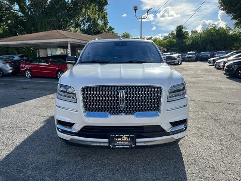 Used 2019 Lincoln Navigator L Reserve AWD/4WD image 2