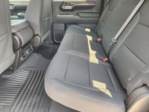 Used 2025 Chevrolet Silverado 1500 LT AWD/4WD image 30