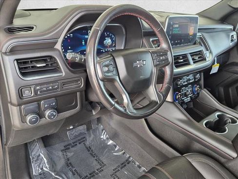 Used 2022 Chevrolet Suburban RST RWD image 10