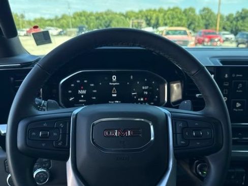Used 2026 GMC Sierra 1500 SLT w/ SLT Premium Plus Package AWD/4WD image 25