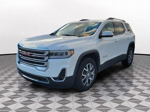 Used 2023 GMC Acadia SLT image 3