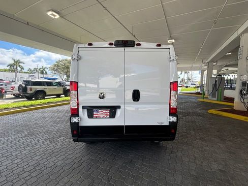 Used 2023 RAM ProMaster 2500 w/ Convenience Group image 5