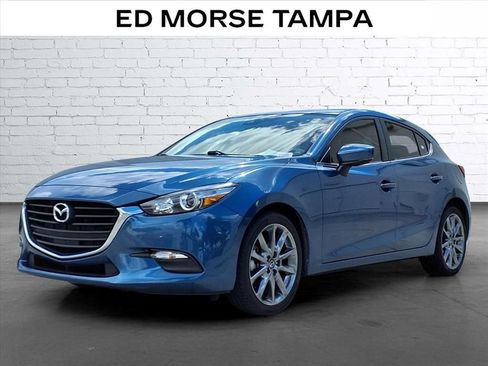 Used 2018 MAZDA MAZDA3 Touring FWD image 1