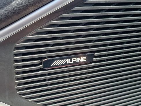 Used 2023 Jeep Wagoneer Series III w/ Preferred Equipment Group RWD image 31