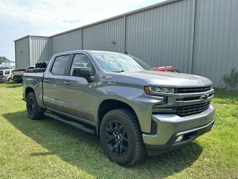 Used 2022 Chevrolet Silverado 1500 RST AWD/4WD image 13