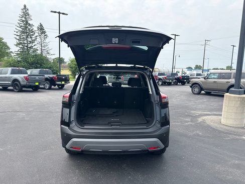 Used 2023 Nissan Rogue SV AWD/4WD image 29
