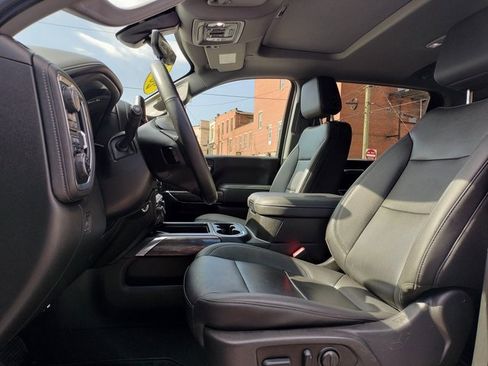 Used 2023 Chevrolet Silverado 2500 LTZ w/ LTZ Plus Package image 17