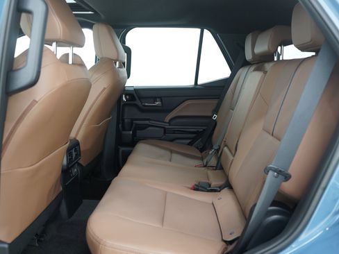 Certified 2025 Toyota 4Runner Limited image 19