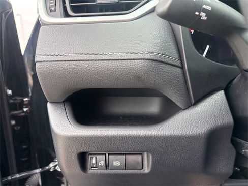 Certified 2023 Toyota RAV4 XLE image 23