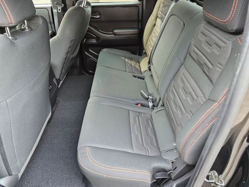 Used 2023 Nissan Frontier PRO-4X w/ Tow Package AWD/4WD image 10