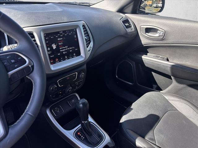 Used 2021 Jeep Compass Latitude FWD image 16